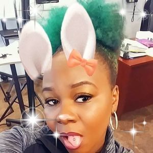 Meet your Posher, Lashunda